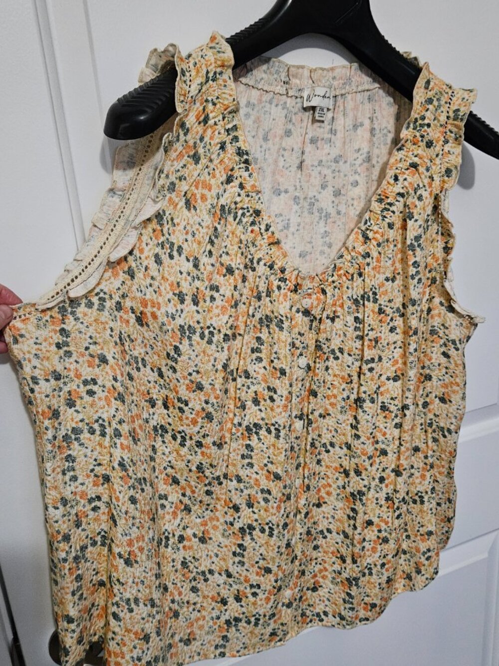 Wonderly Plus Size XXL Ditsy Floral Sleeveless Eyelet Lace Ruffle Peasant Blouse